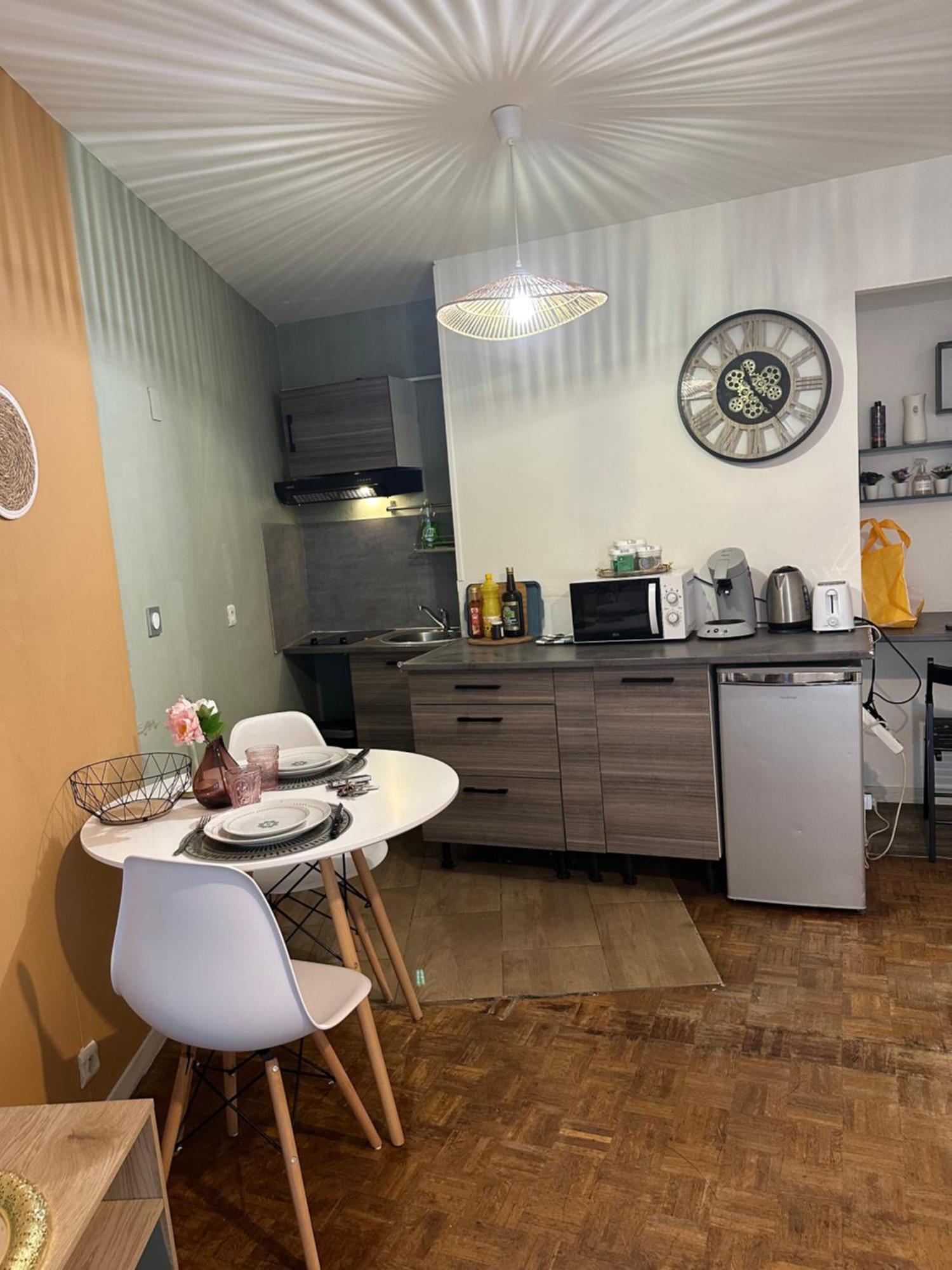 Cosy Saint Charles Centre 3 Personnes Apartment Marseilles